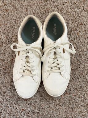 Dr. Scholl's 9 White Sneakers
